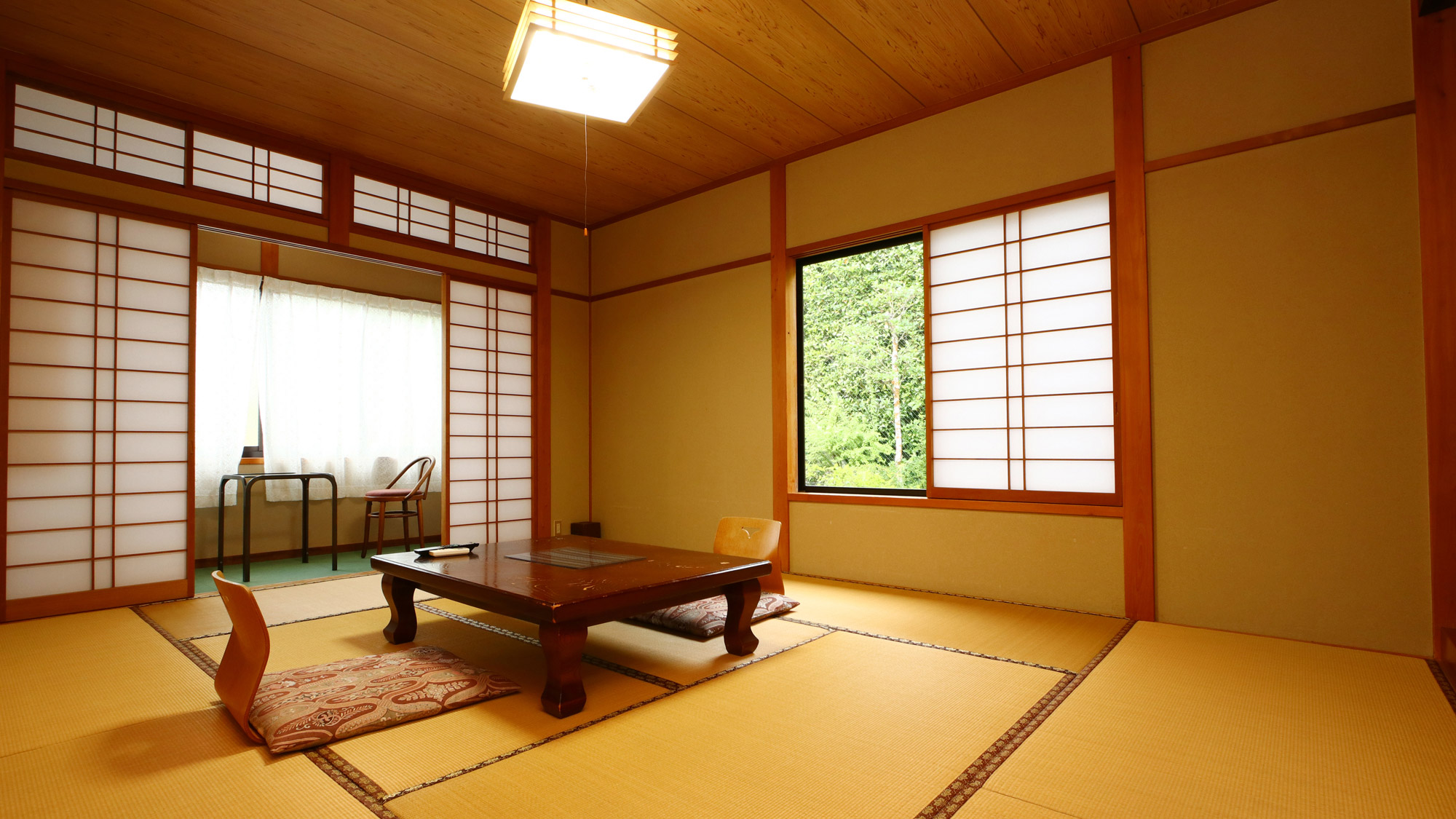 客室_松風_和室10畳＋広縁*