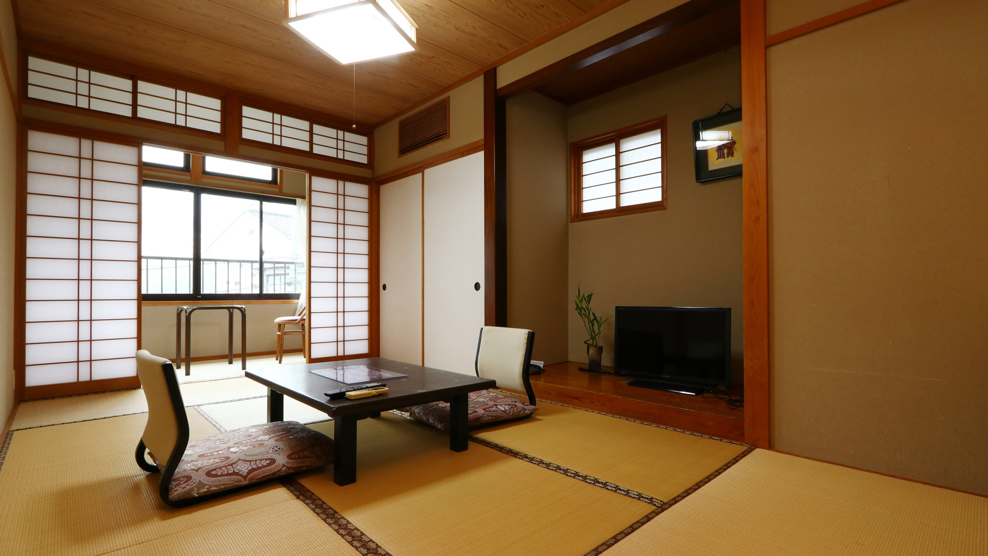 客室_楓_和室7.5畳＋広縁*