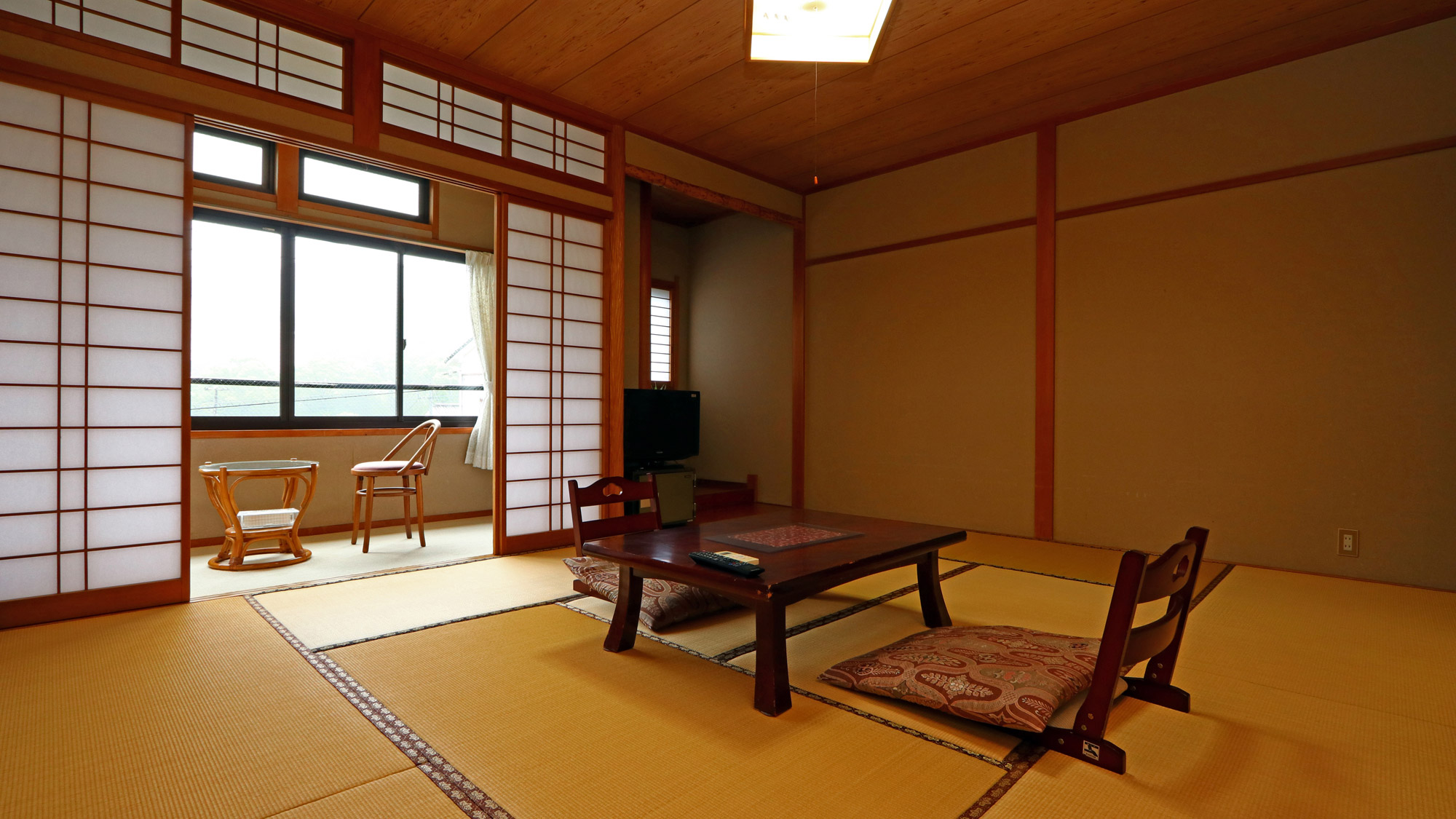 客室_桂_和室10畳＋広縁*