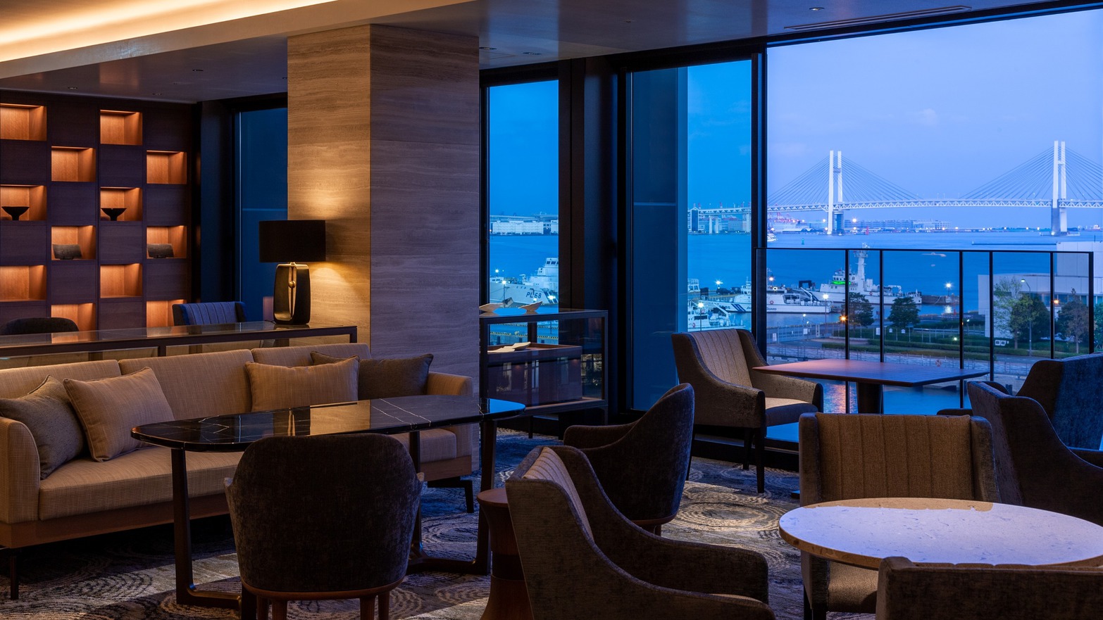 クラブラウンジ　夜景