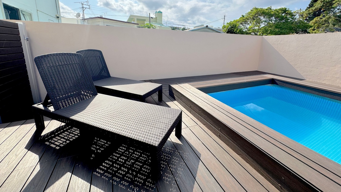 B棟：プライベートプール