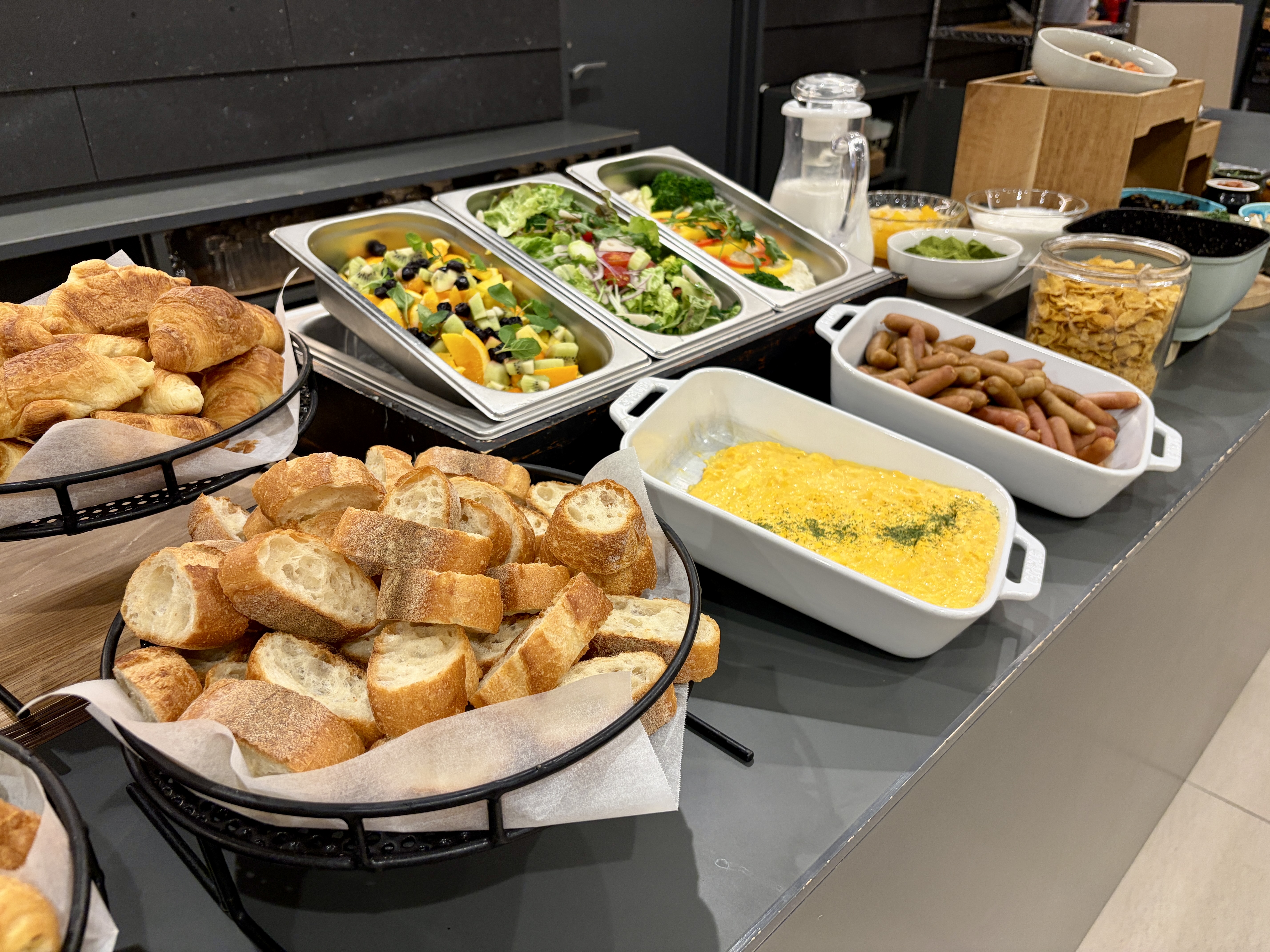 ビュッフェ全景