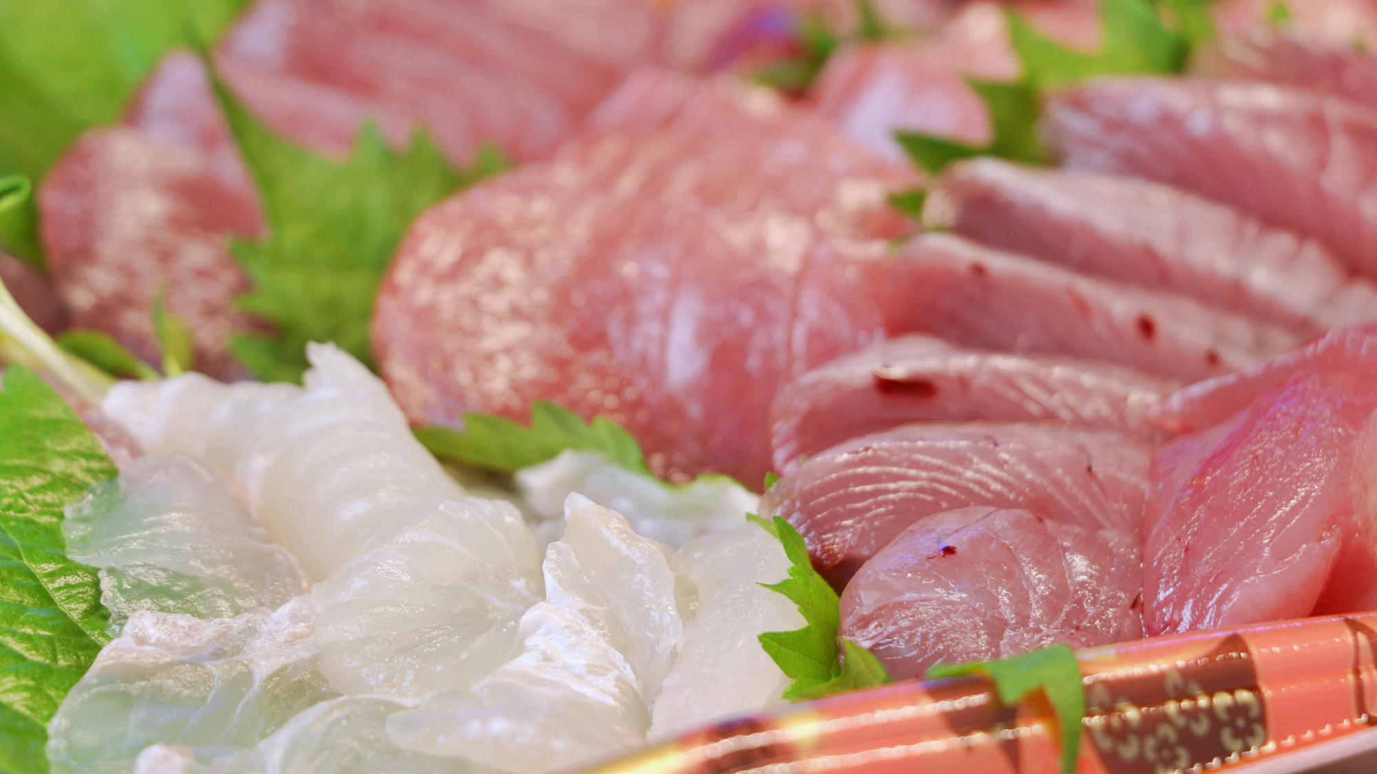 新鮮なお刺身をお楽しみください (2)