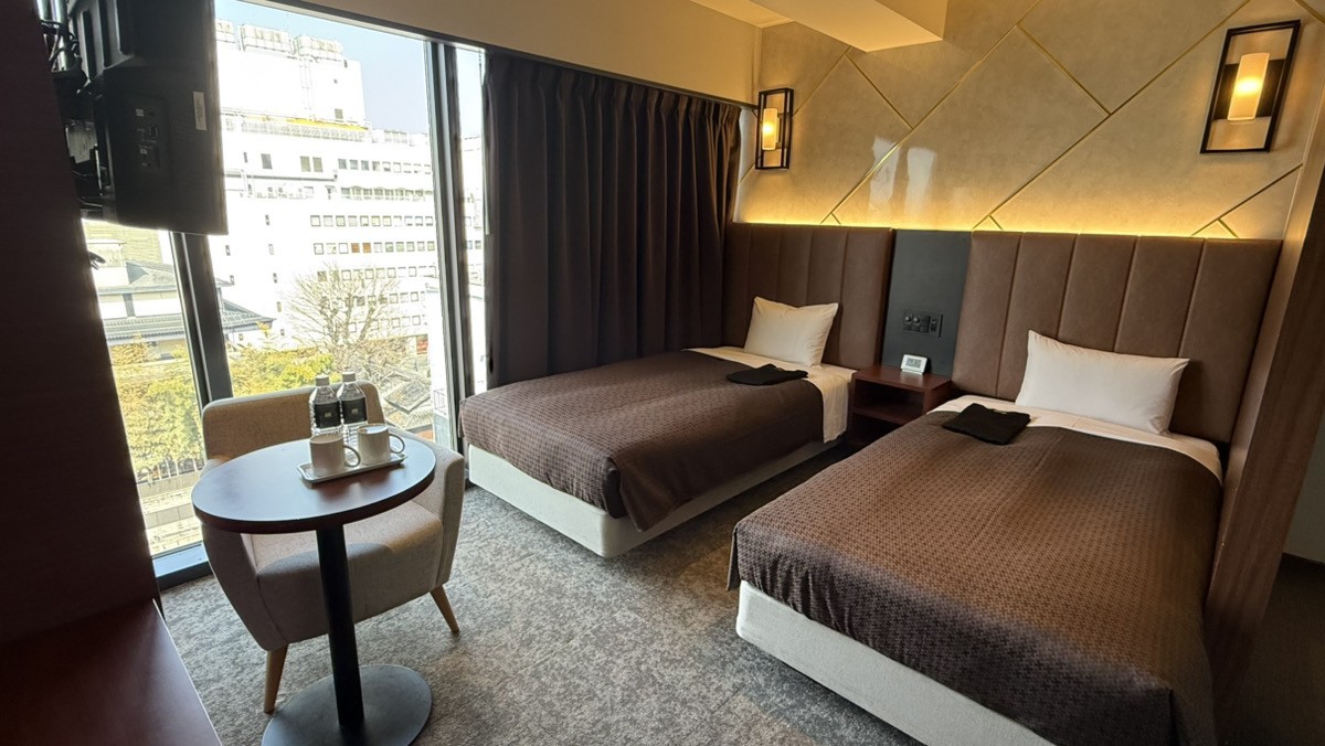 【禁煙】スタンダードツイン --風呂トイレ　セパレート--