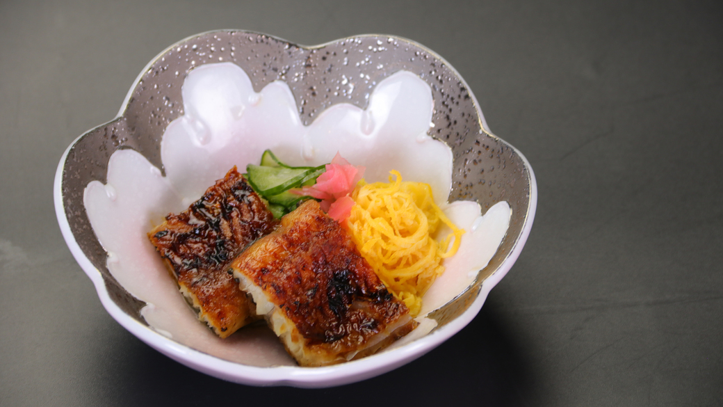 ≪うなぎ御膳≫ふっくら肉厚！うなぎ鍋・白焼きetc...うなぎ三昧！【うなぎ屋 太鼓判】にてお食事を
