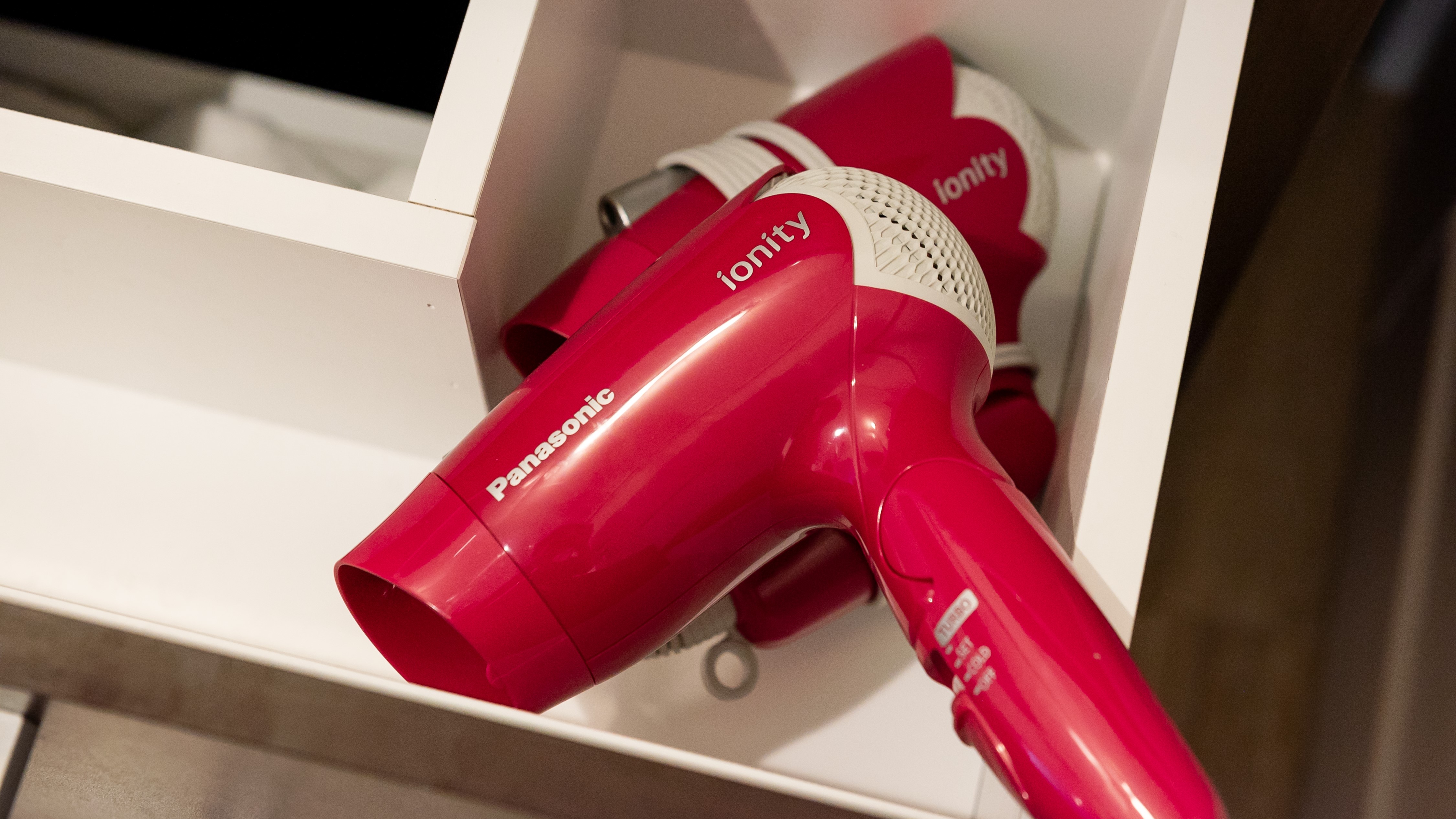 ヘアドライヤー