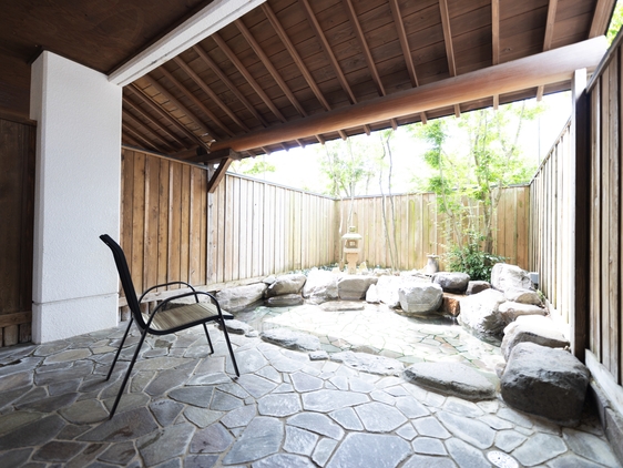 【1泊2食付き】☆館内で食べる若狭牛とのどぐろの特選会席プラン のんびりひろびろ 和室12畳