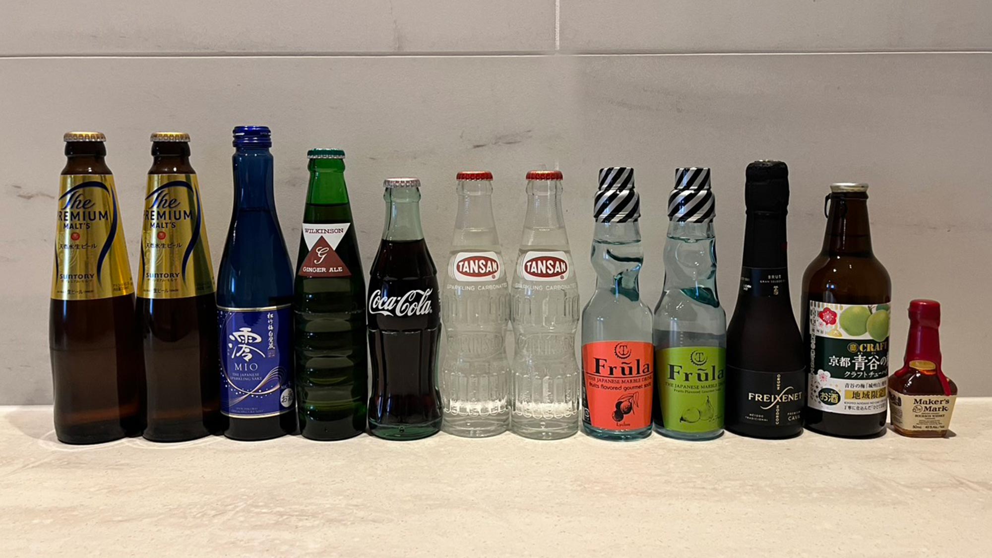 ・【フリードリンク】旅を彩るお飲み物をご用意しております（客室冷蔵庫にございます）