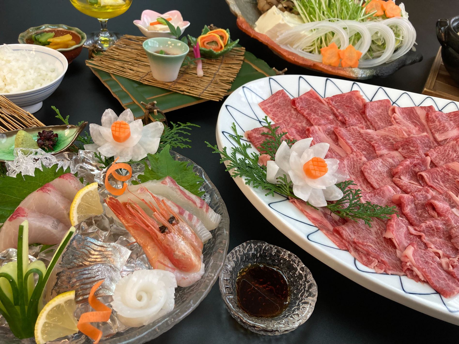 【夕食・朝食付】旬や地産の食材を楽しめる♪四季折々のスタンダード御膳｜6月〜8月