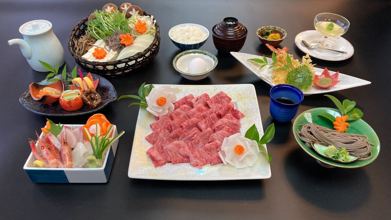 【秋冬SALE】【夕食・朝食付】料理長こだわりの特選会席◆霜降り但馬牛と海幸の贅を尽くした和の美食旅