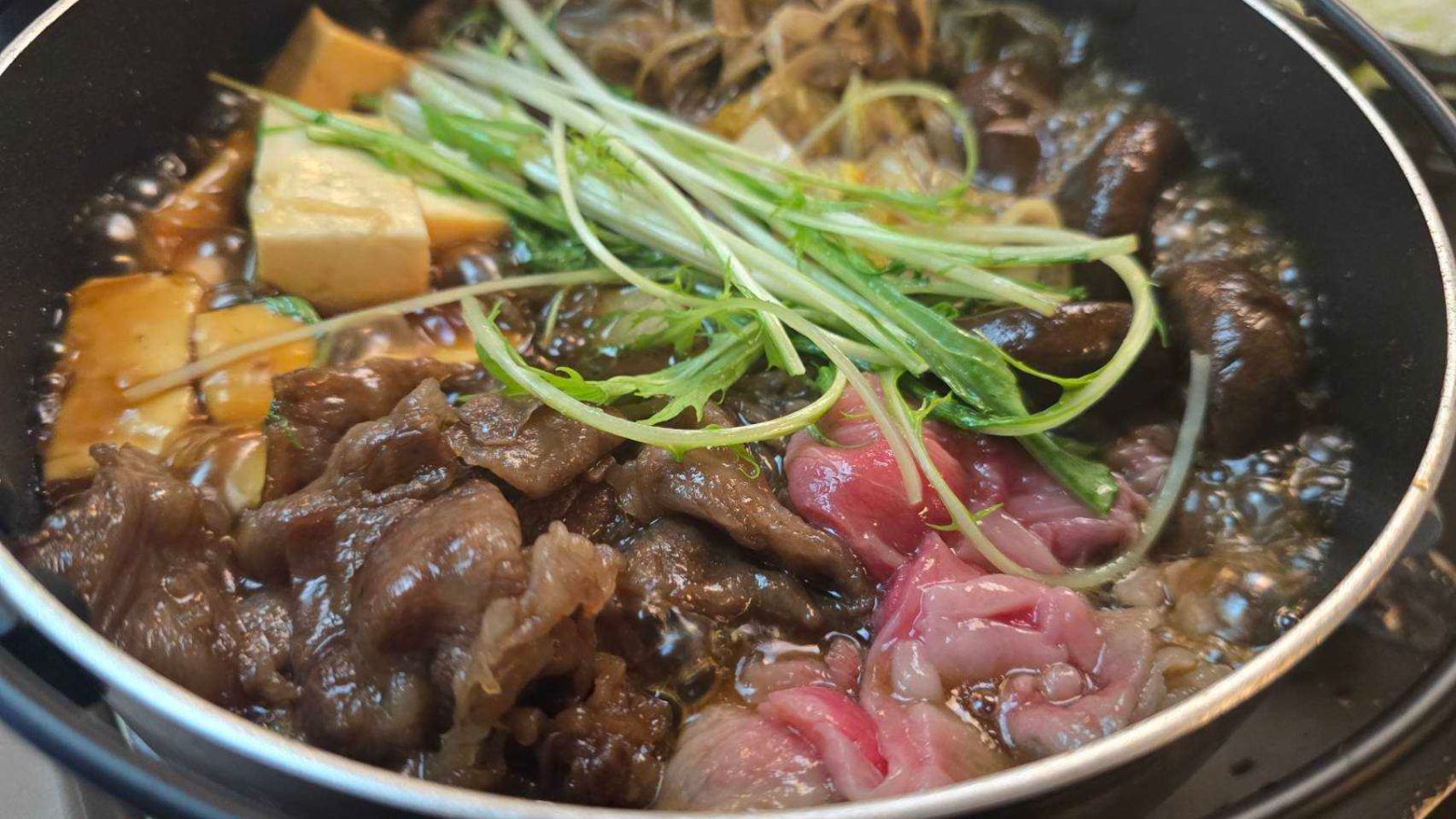 【秋冬SALE】【夕食・朝食付】料理長こだわりの特選会席◆霜降り但馬牛と海幸の贅を尽くした和の美食旅