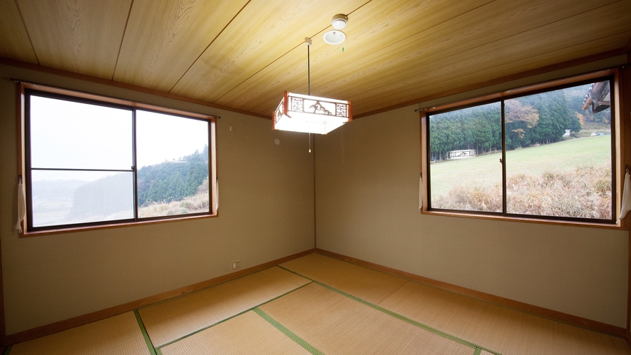 *【客室一例】シンプルな畳のお部屋になります。