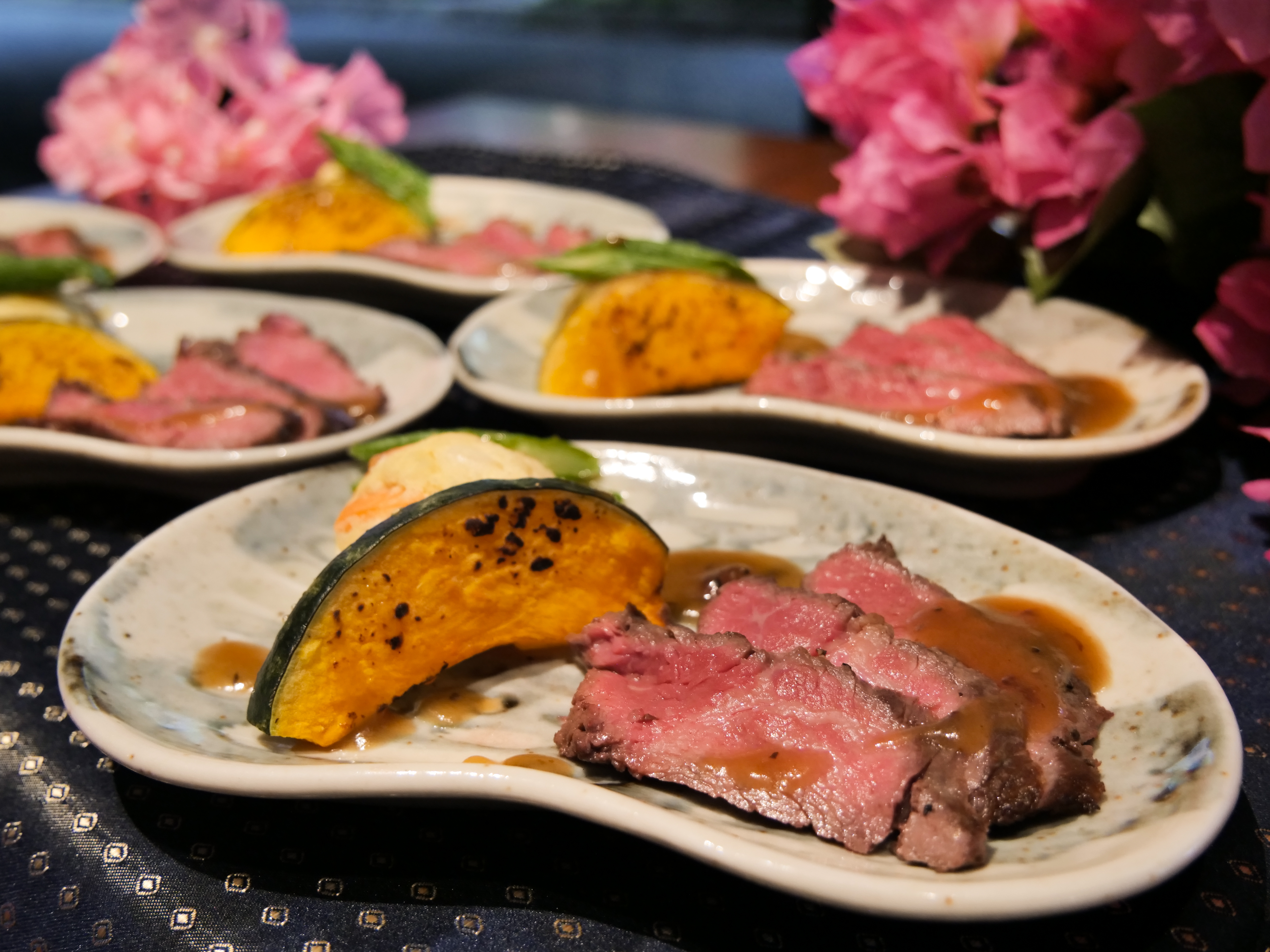 【8月】5周年記念朝食フェア「牛リブロースステーキ」