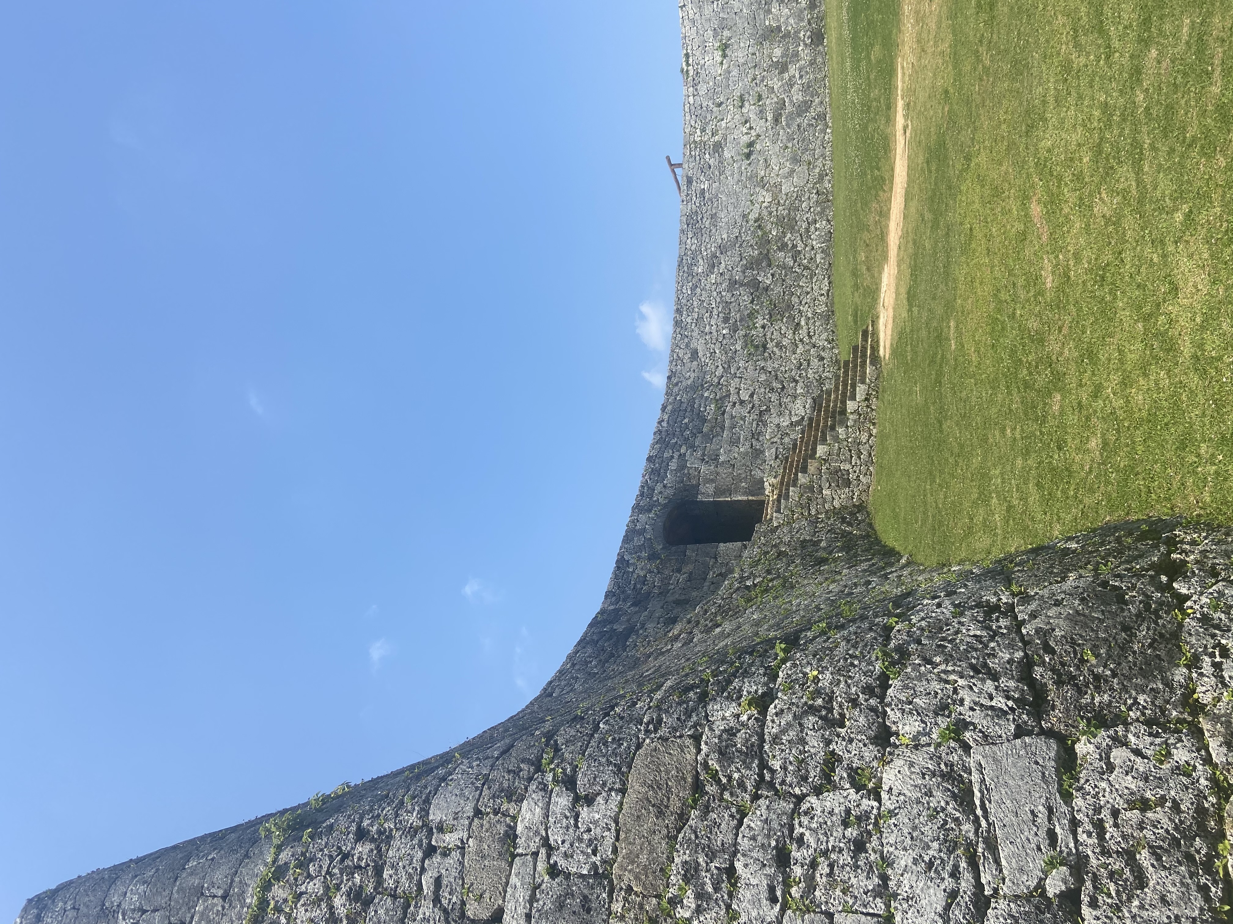 【沖縄観光地】座喜味城跡