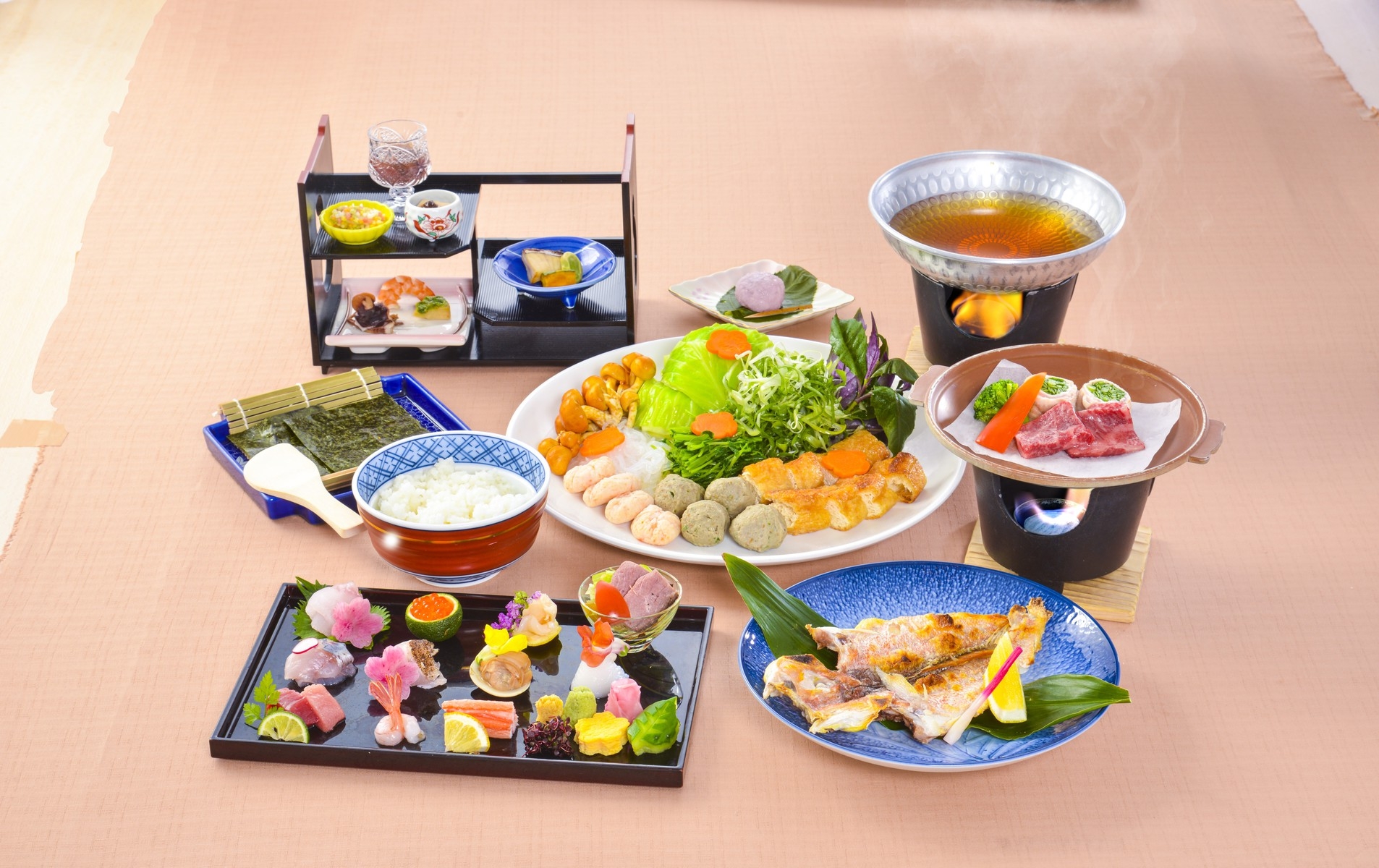 【夕食・朝食付】旬や地産の高級食材を使用した 四季折々の 特撰御膳