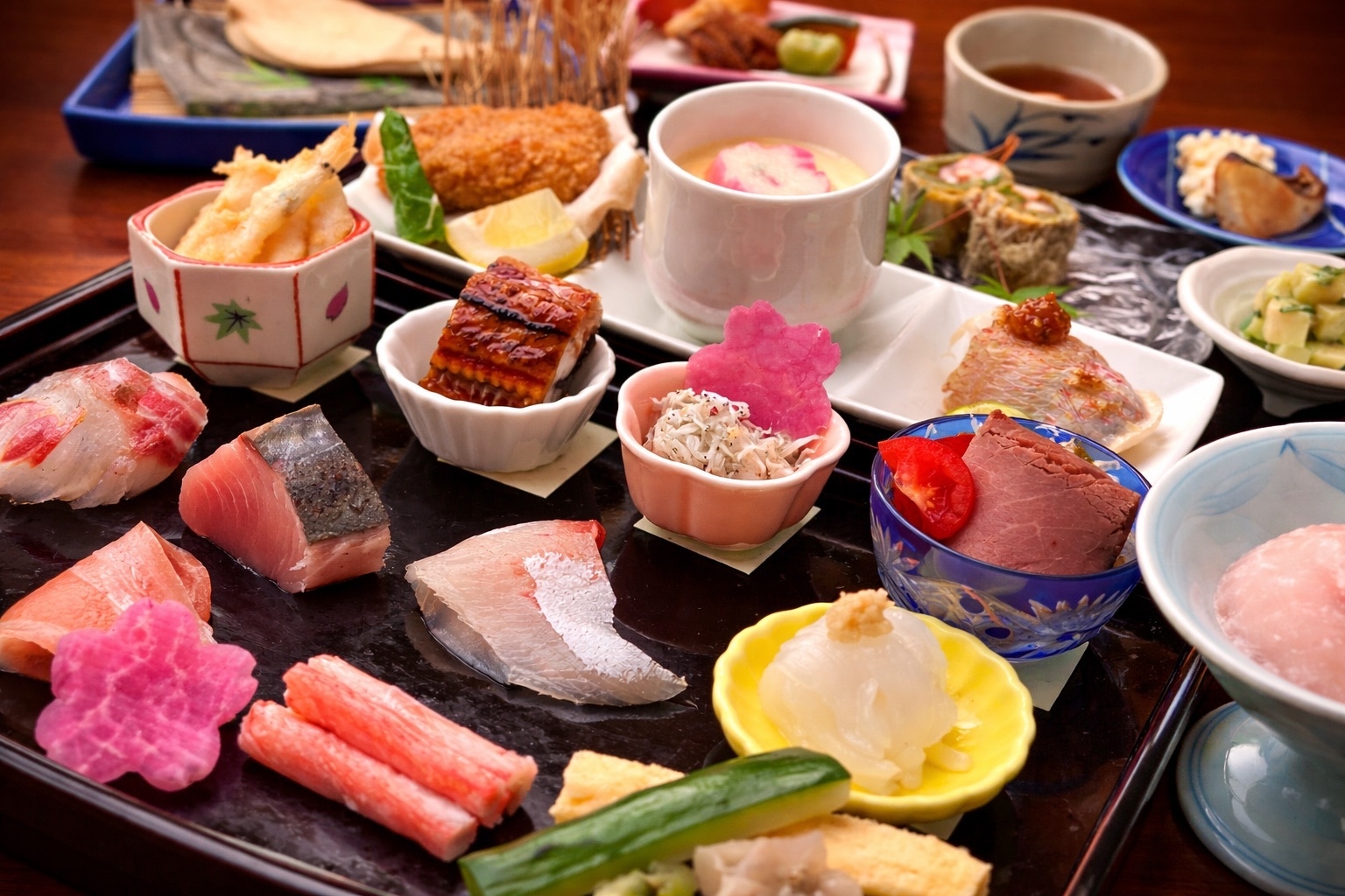【早期割30/さき楽】【夕食・朝食付】旬や地産の食材を楽しめる♪　四季折々のスタンダード御膳