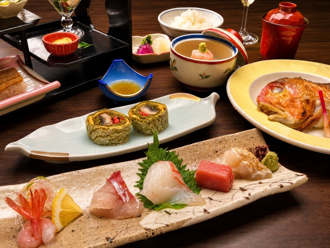 【早期割30/さき楽】【夕食・朝食付】旬や地産の食材を楽しめる♪　四季折々のスタンダード御膳