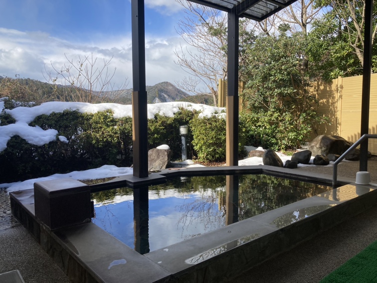 露天風呂（雪）