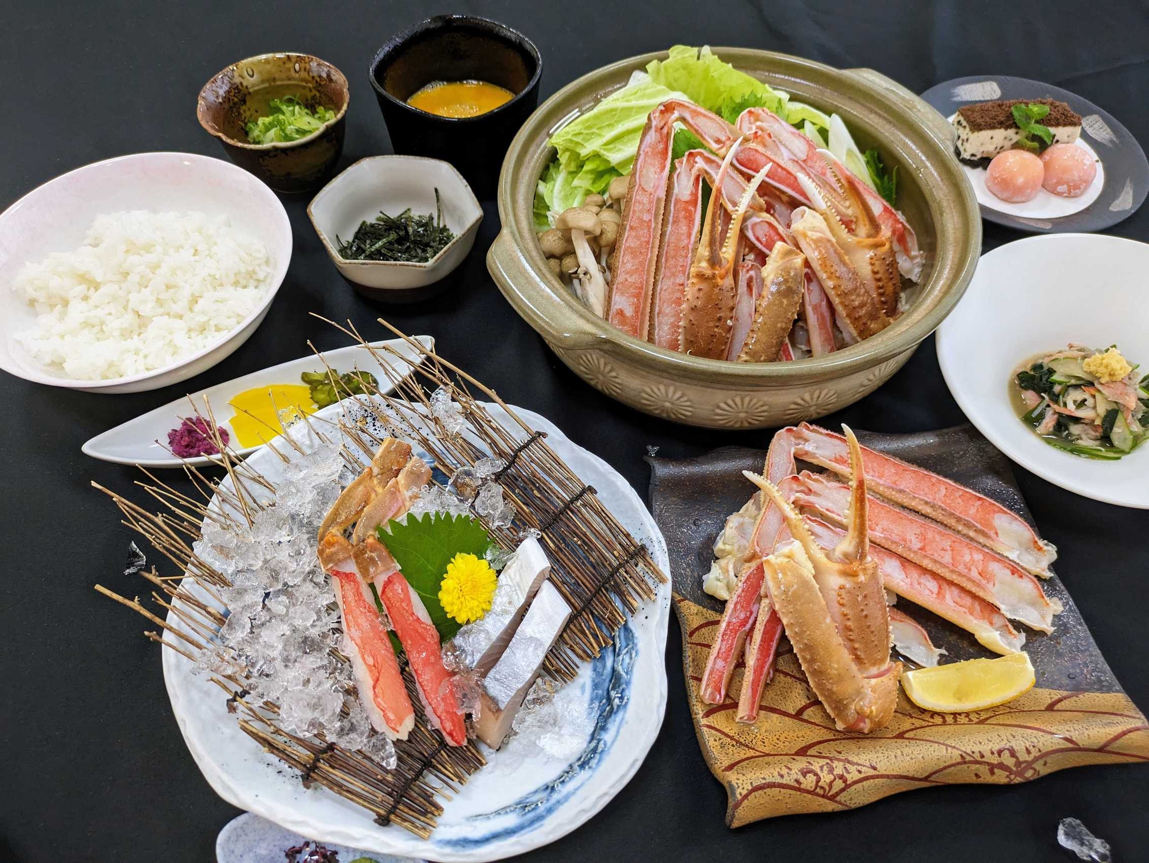 【早期割30/さき楽】【夕食・朝食付】王道の蟹フルコースのズワイ蟹特選会席｜3月まで