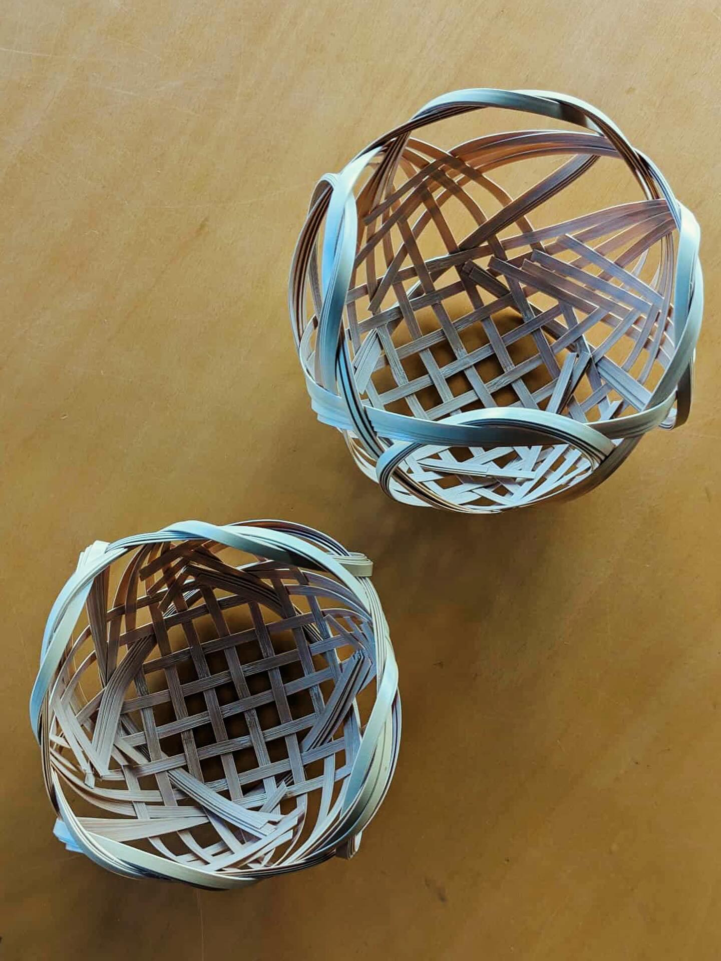 草ぼうぼう亭 那須川町で、 竹細工を楽しみましょう。