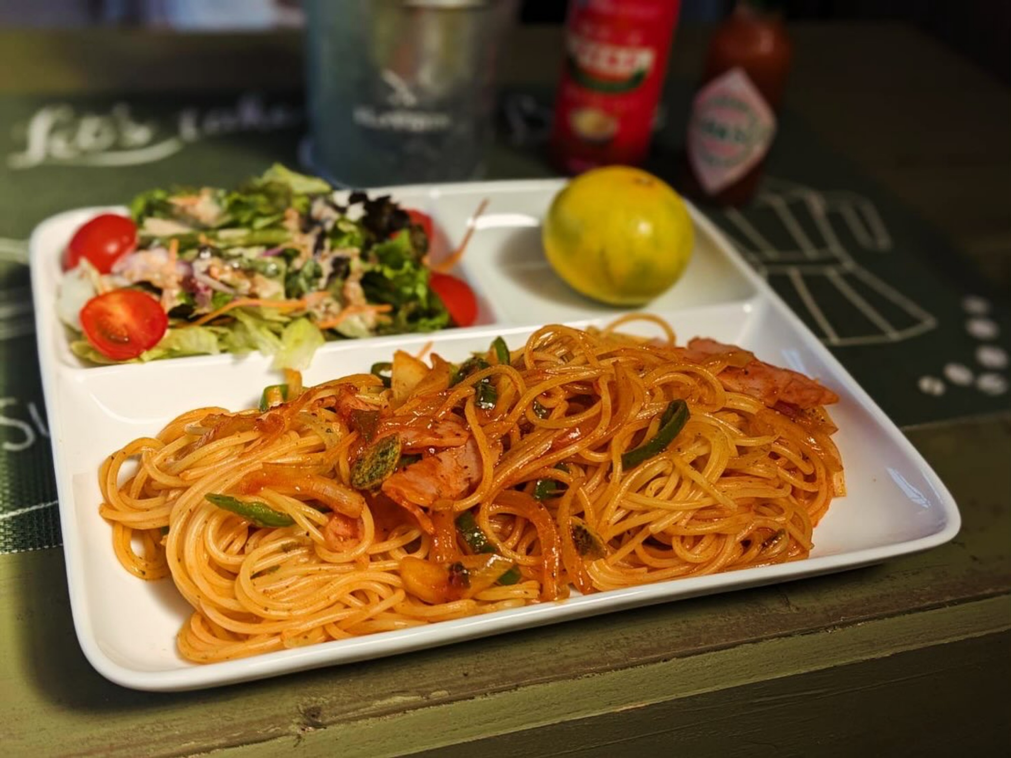 『ウッドラファエル』のランチ（当館から車で14分）