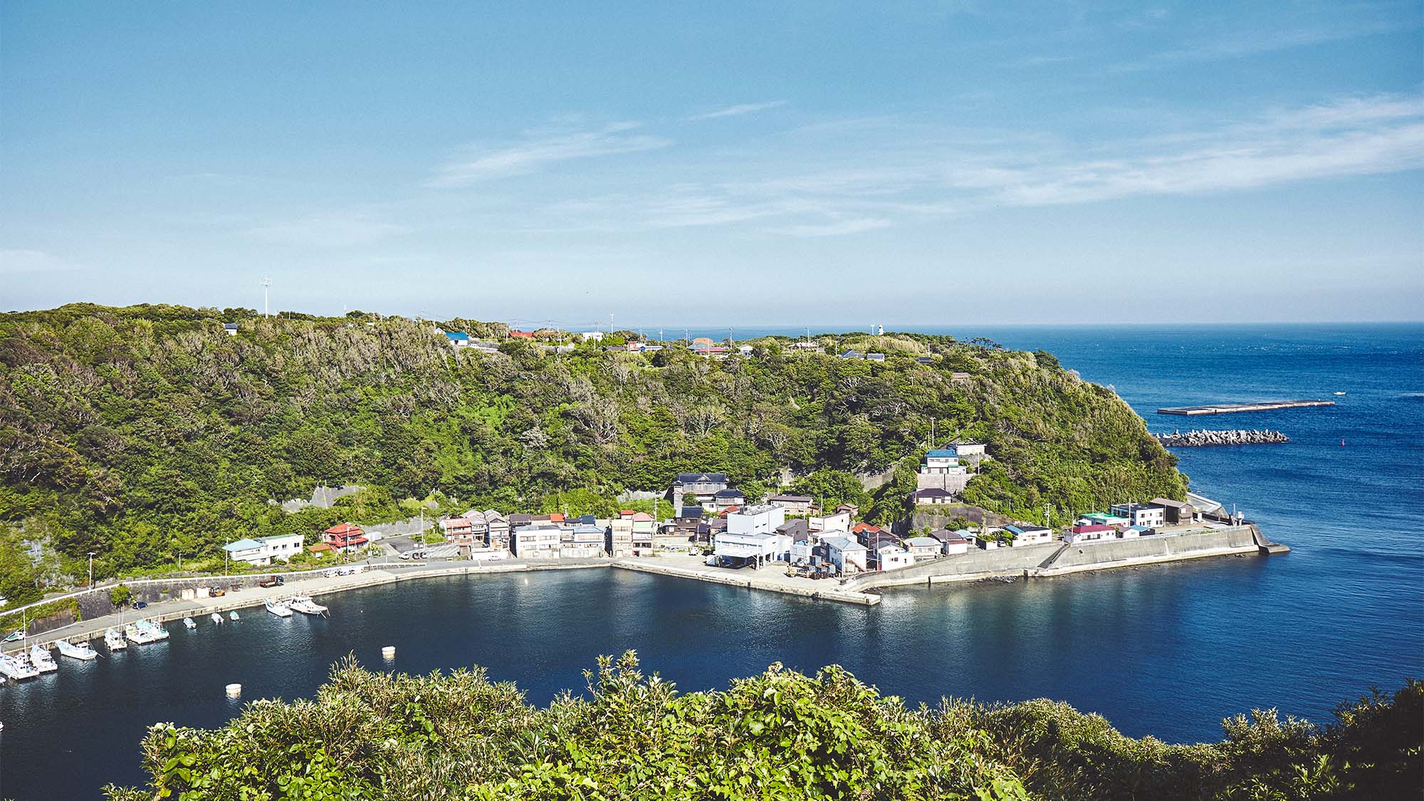 ・天気の良い日は富士山を眺められる伊豆大島にある施設です