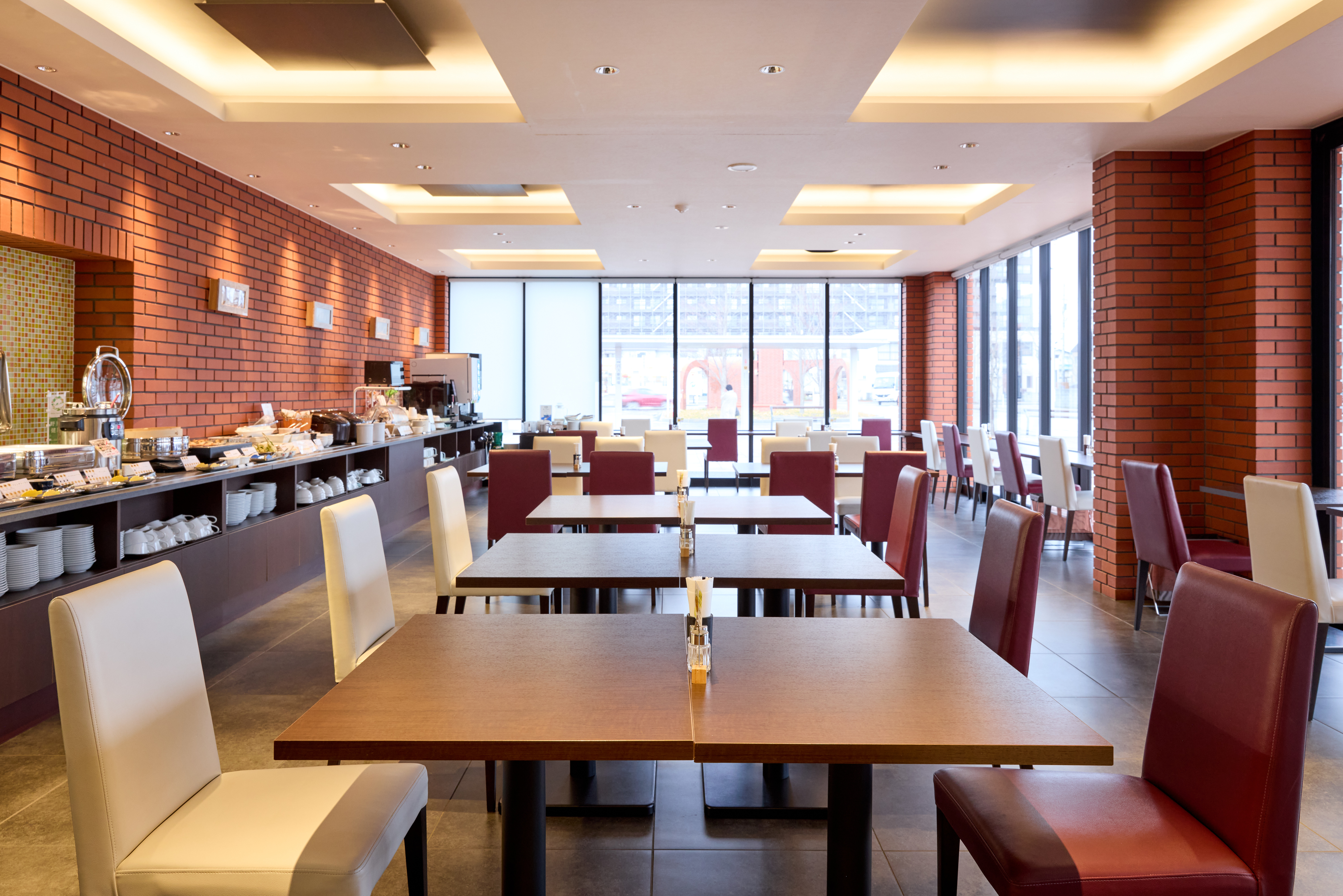 レストラン「PICCATA」