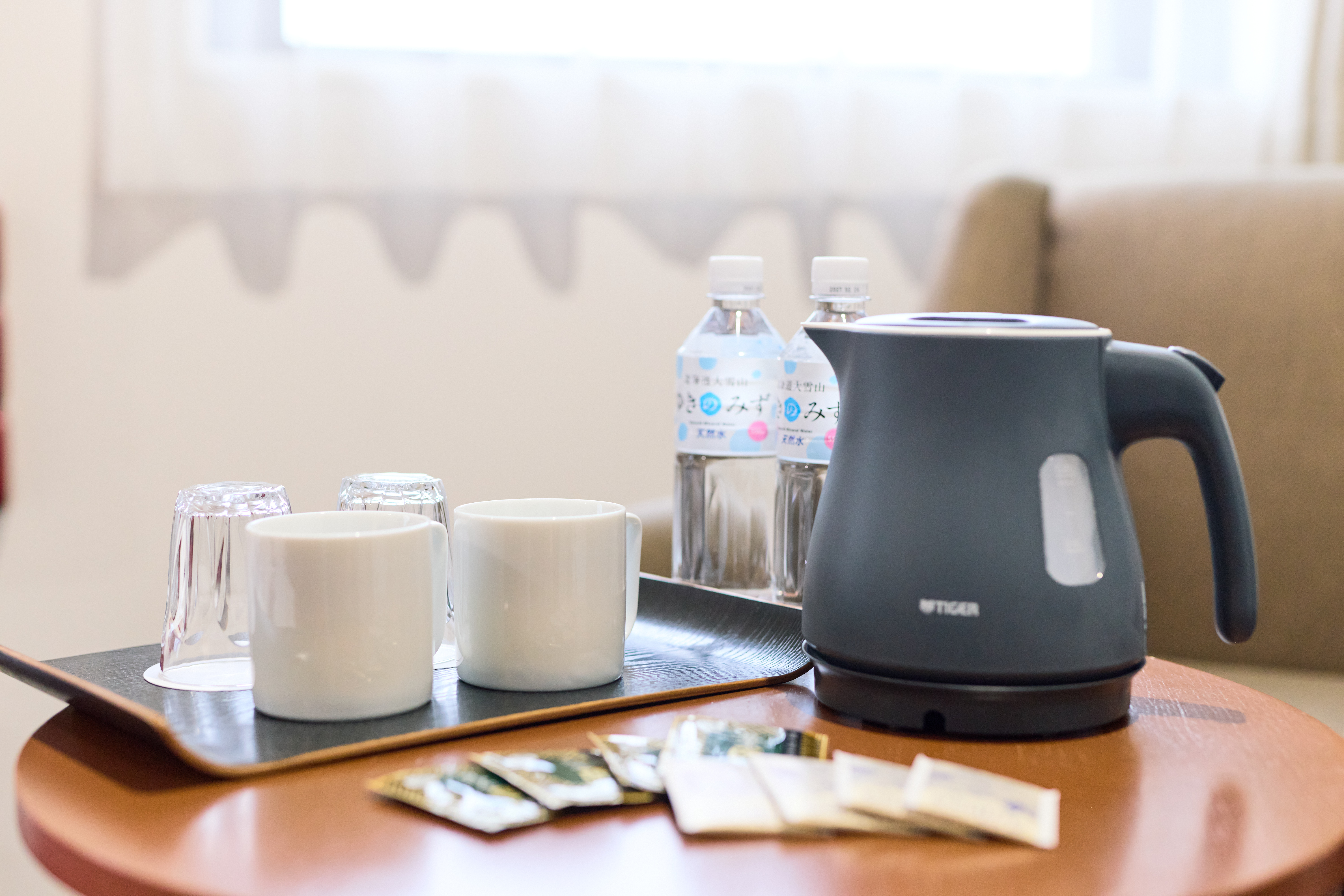 電気ケトル・カップ・グラス