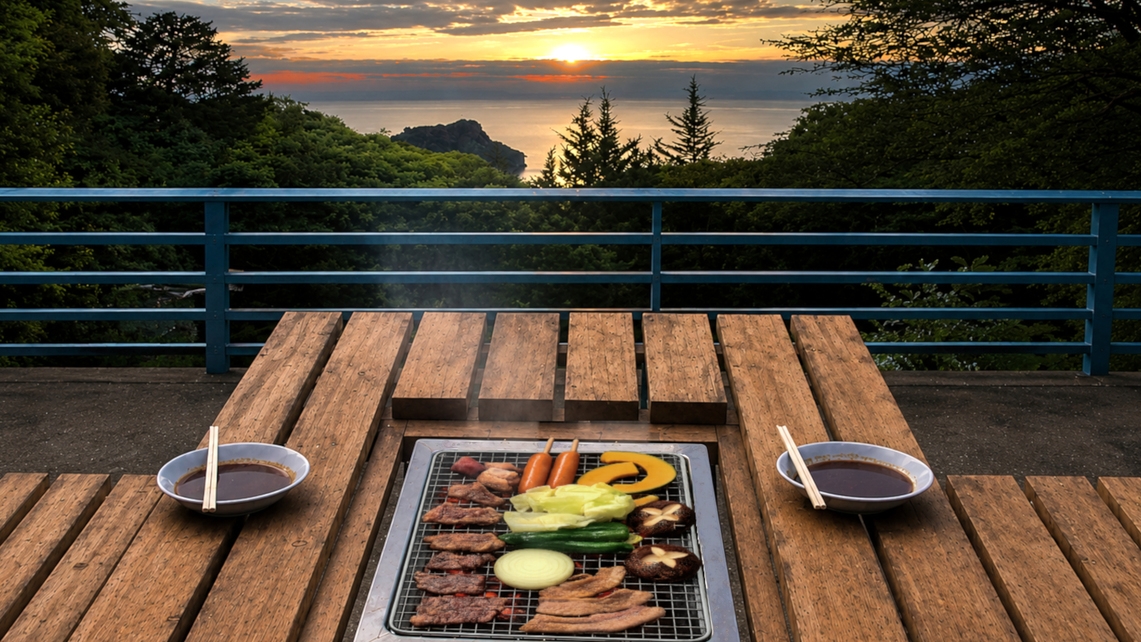 BBQプラン★1日2組限定、絶景テラスで夕暮れの海を眺めながら味わう炭火バーベキューの特別なひととき