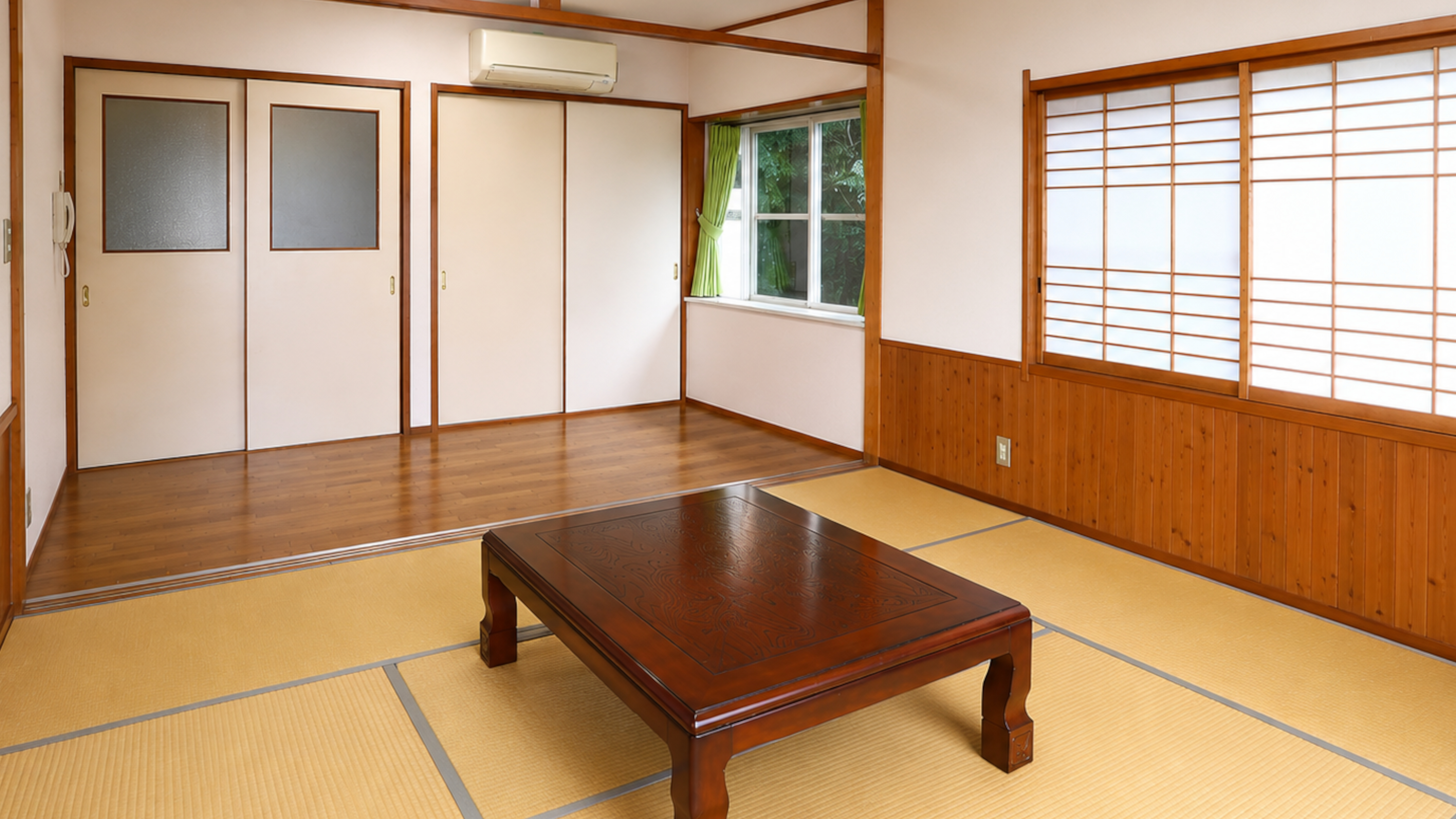和室★ひろびろお部屋で足をのばして、景色をのんびり眺め、ゆったりお食事を
