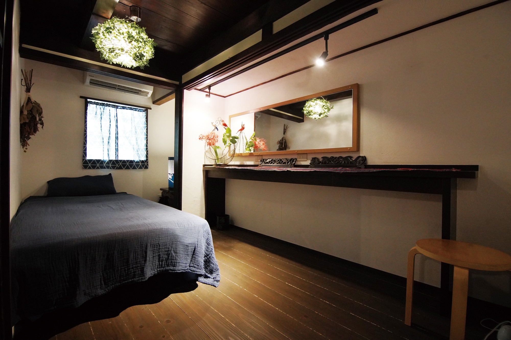 一階のシングルベッドのお部屋です。
