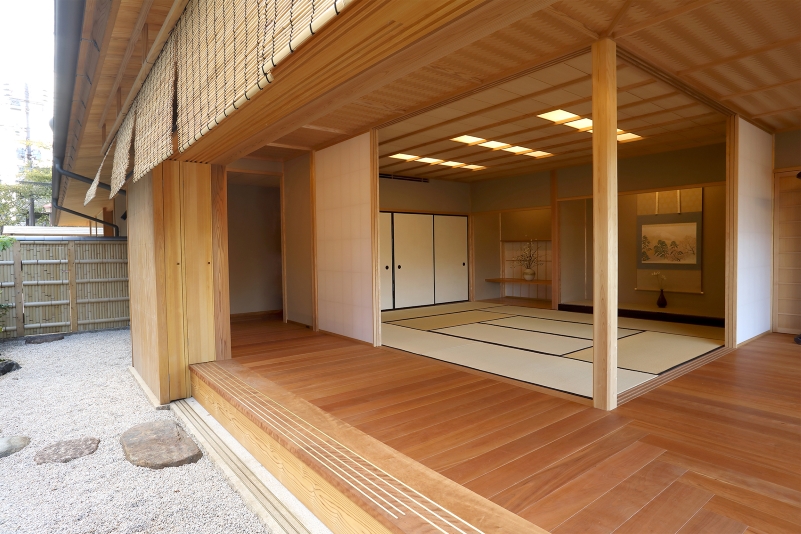 庭から見た1階和室