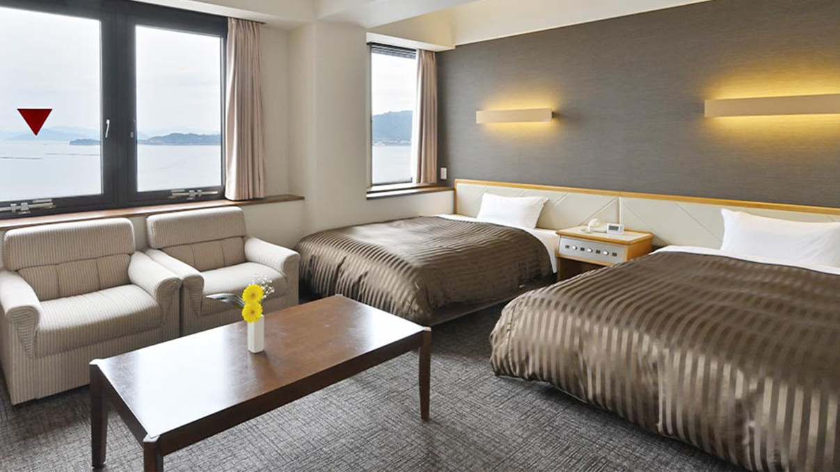 【パノラマシービュー701】ソファーベッドのご利用で4名様までご宿泊可能です。
