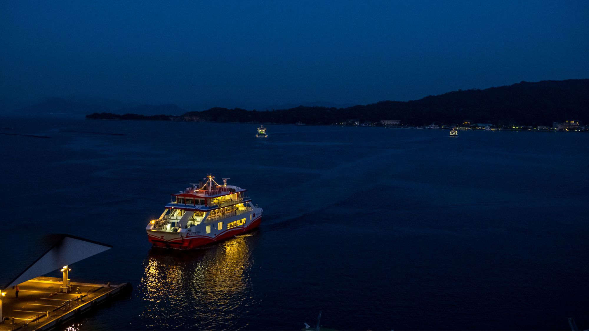 ■オーシャンビューお部屋の窓から瀬戸内海を一望!