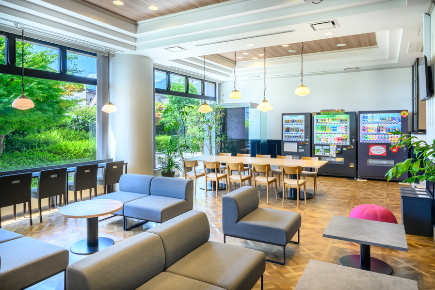 ラウンジ自動販売機グリーン