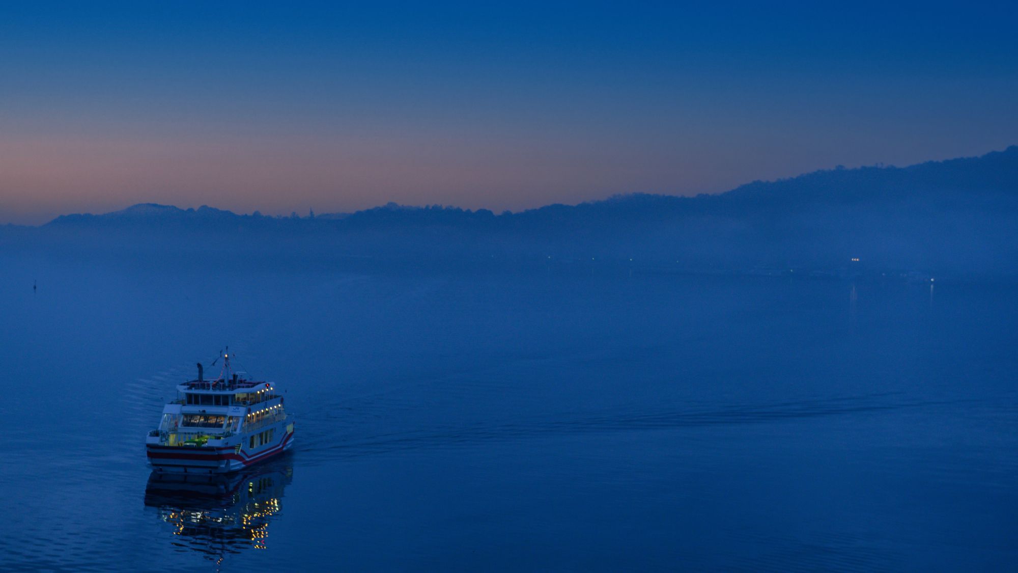 ■オーシャンビュースイート|お部屋の窓から瀬戸内海を一望!