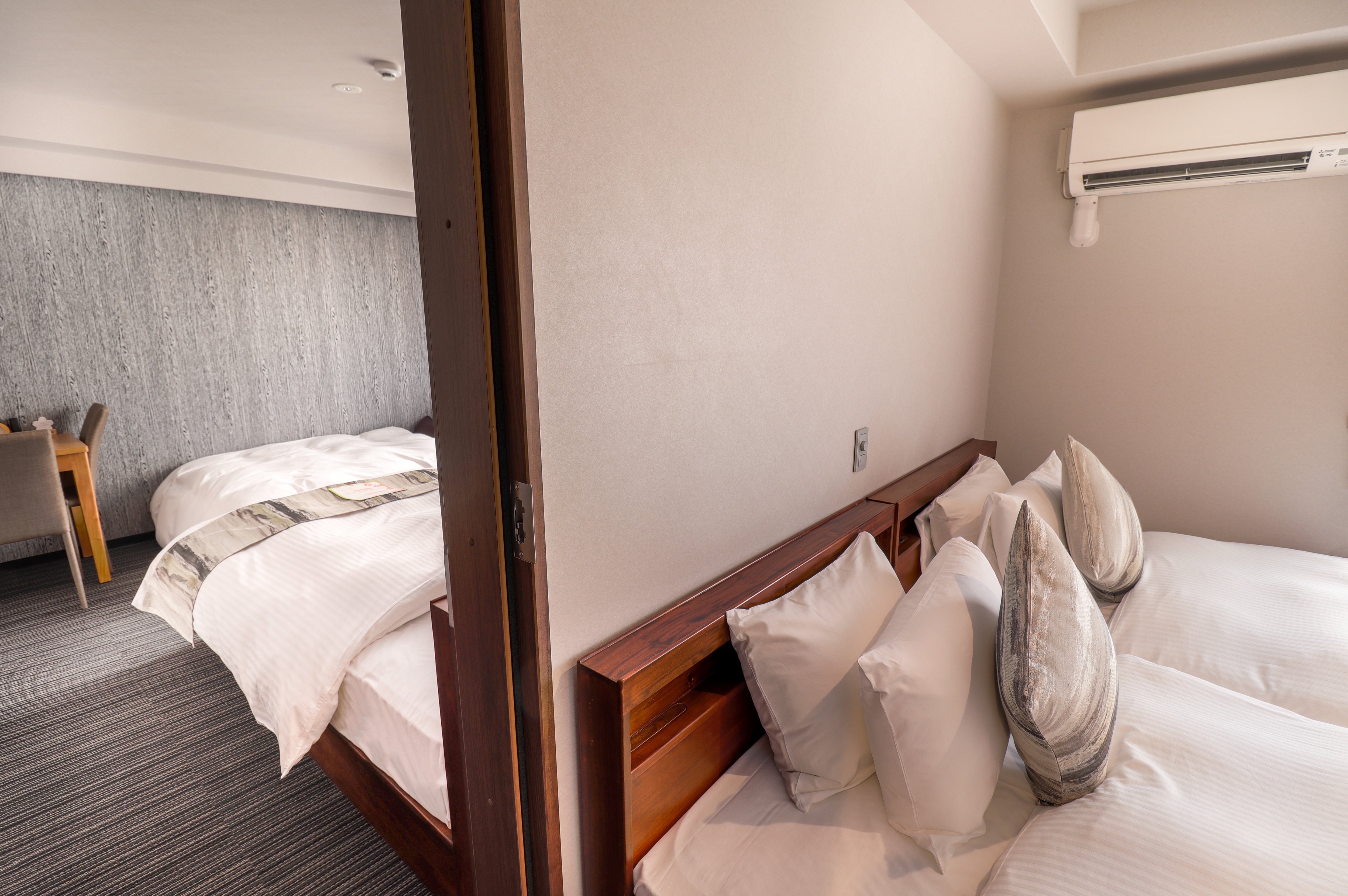 2ベッドルームスイートとスーペリアスイートはそれぞれコネクティング仕様◆ご家族・ご友人での宿泊に