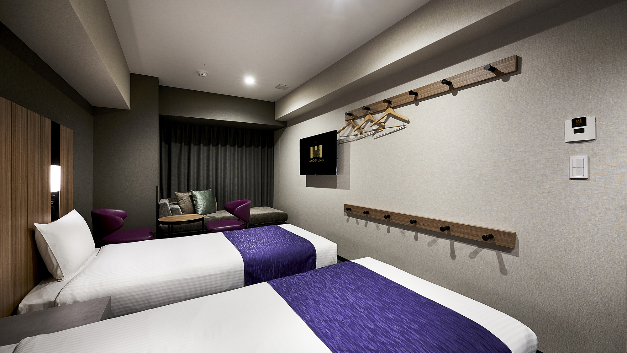 デラックスツイン（ソファベッド付）