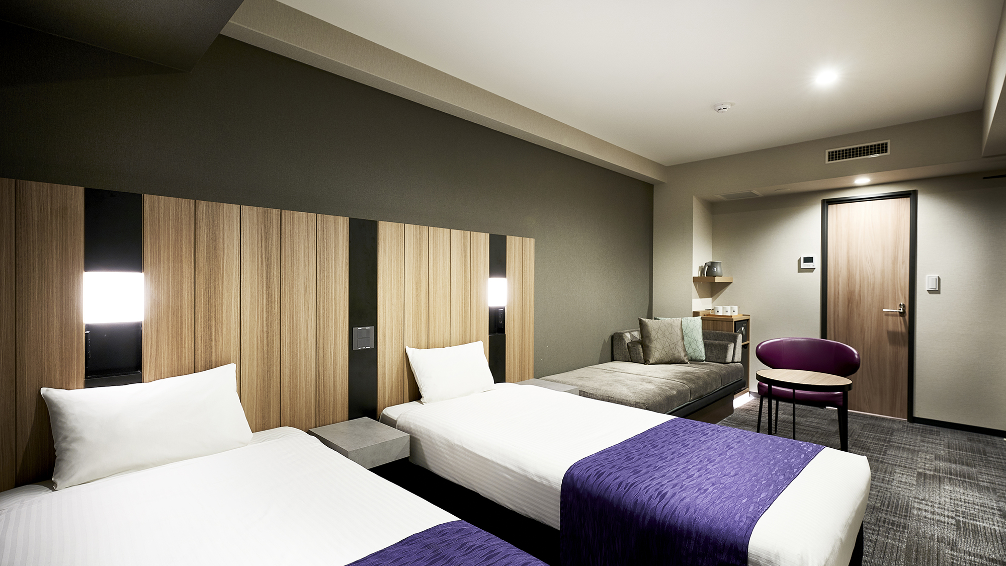 デラックスツイン（ソファベッド・バスタブ付）