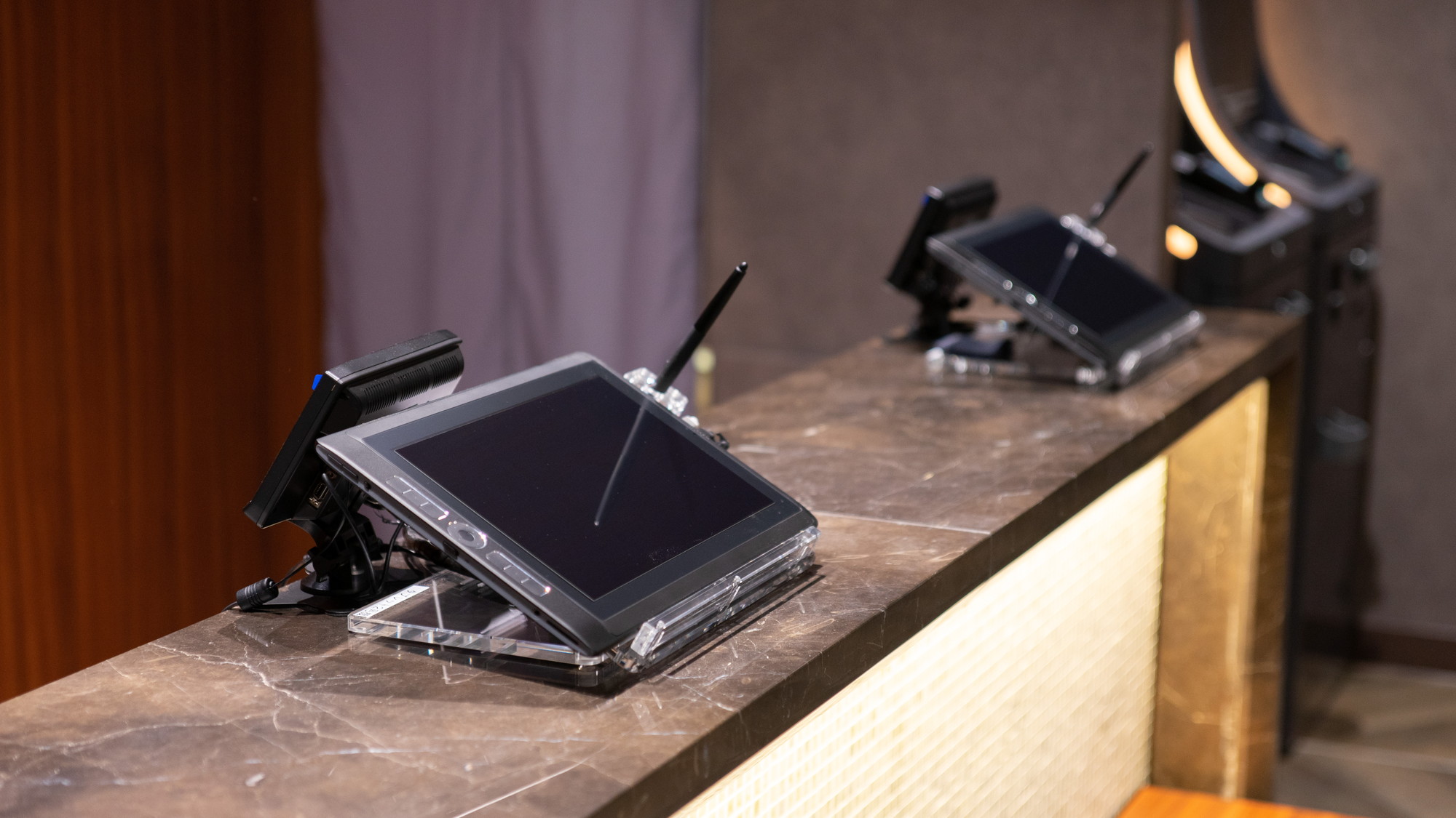 【Smart】タブレットにサイン！ペーパーレスでエコチェックイン