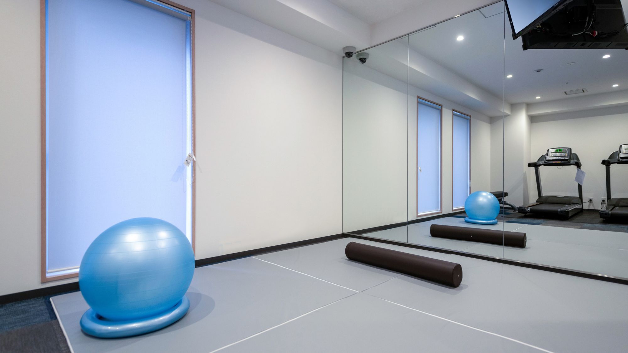 ◆館内施設｜2階・フィットネスルーム　