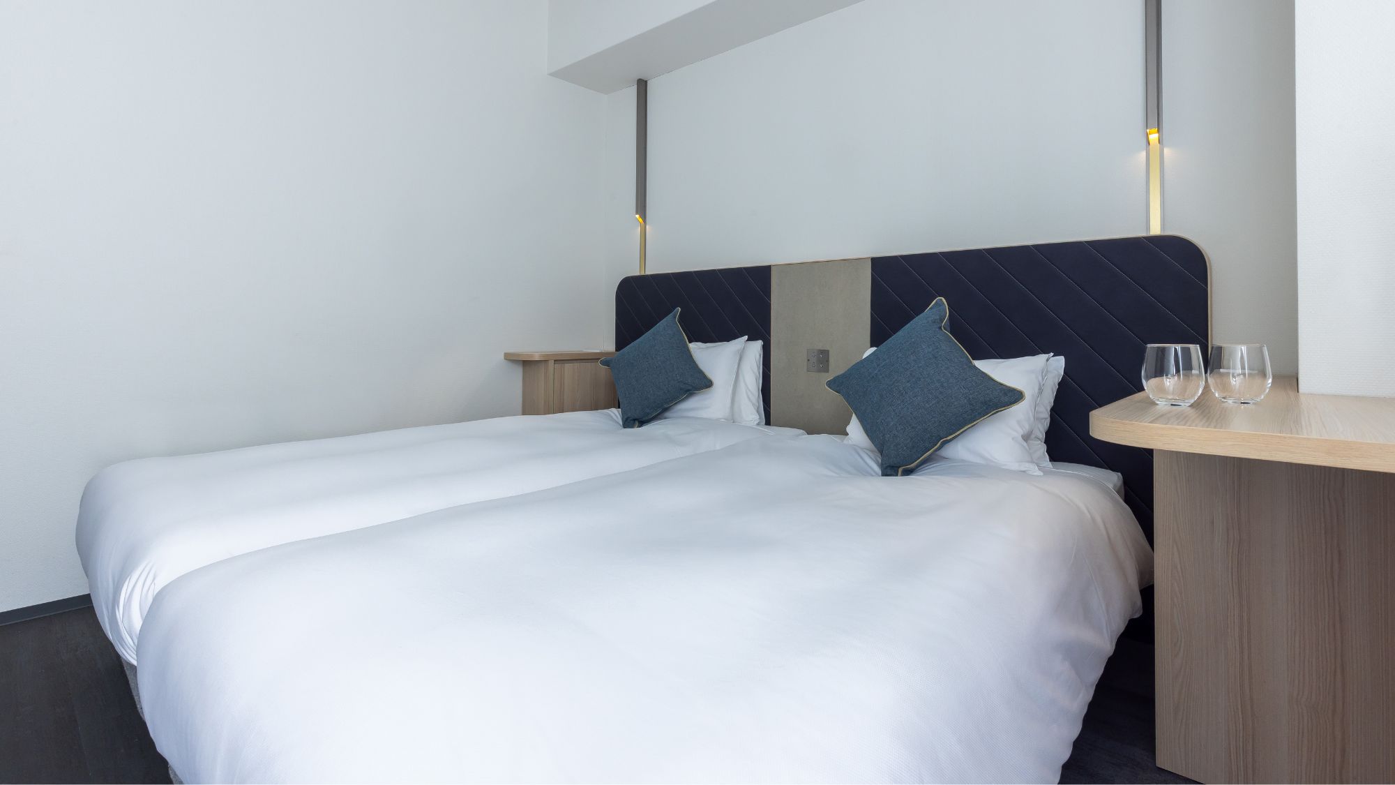 ◆スタンダードツイン｜100cm幅のシングルベッド×2台