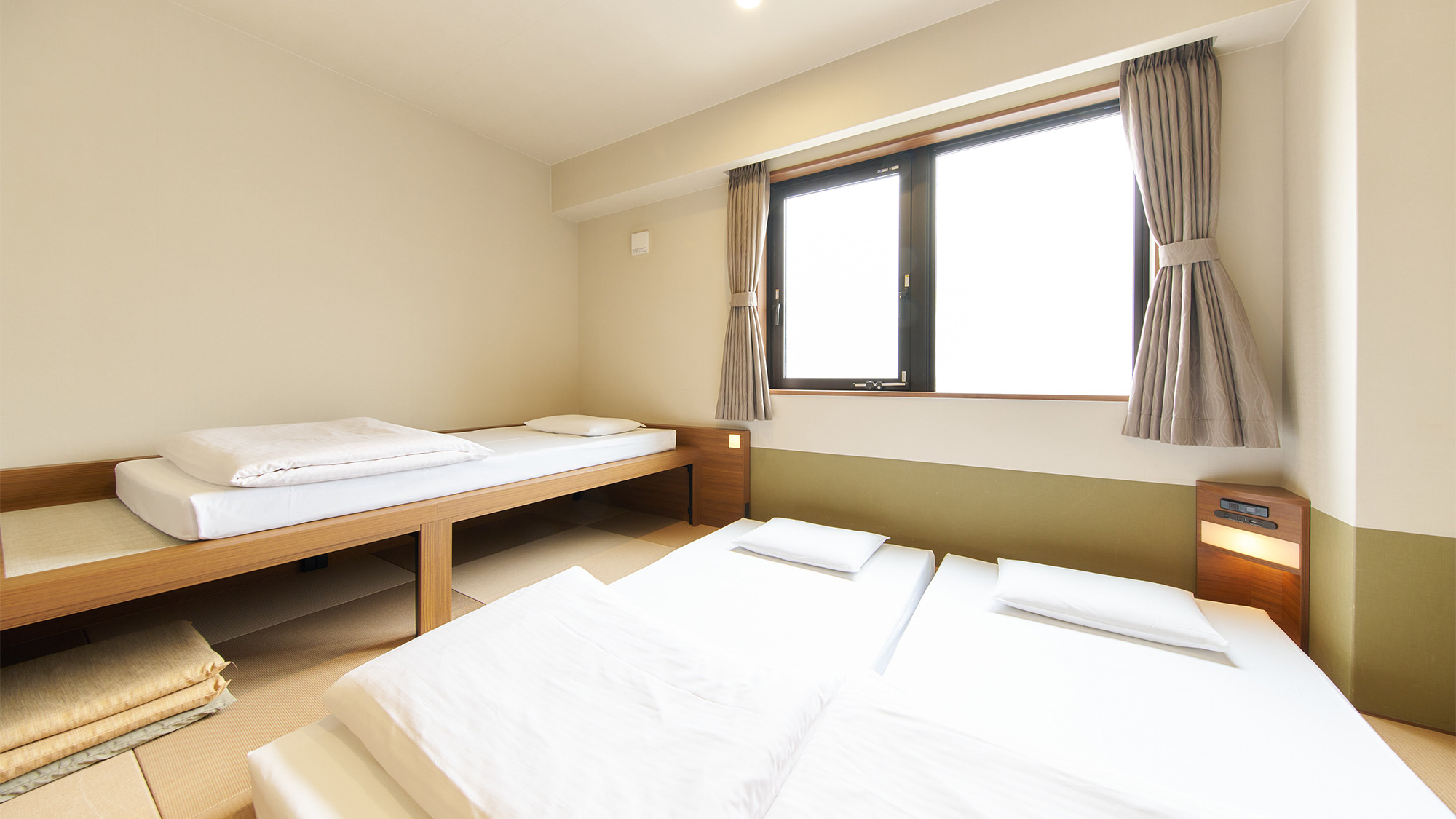 ・【トリプルルーム】枕を並べて翌日の予定を話すのも楽しいひと時です