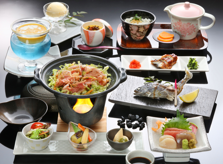 【★日付限定★直前割】◆平日限定！季節の会席 ◆1泊2食