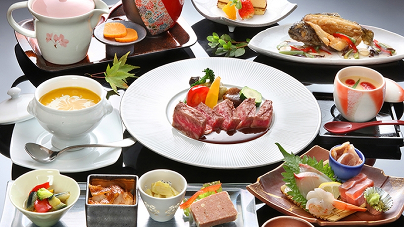 ≪全客室 離れ≫◆特別和洋会席プラン「博多和牛ロースコース」◆1泊2食 18.200円〜
