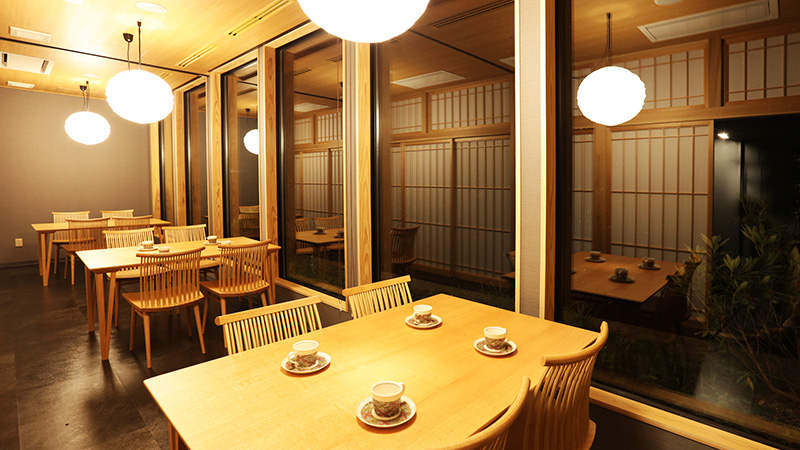 Front・Restaurant【御前岳 / ごぜんだけ】