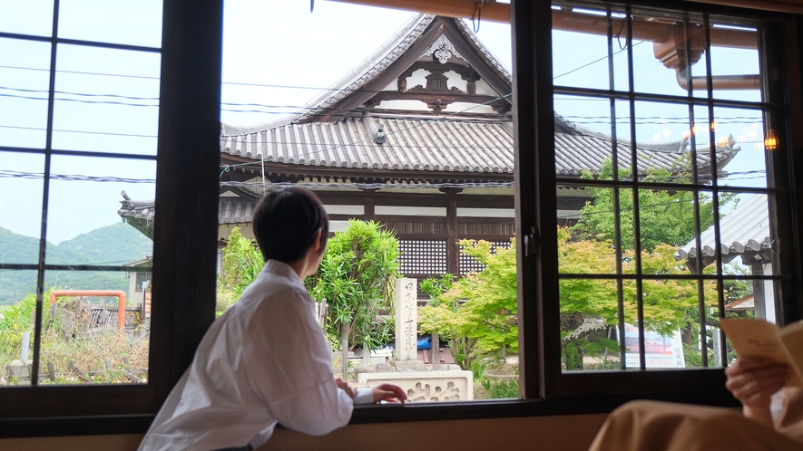 櫂KAI-■メゾネットスイート2階■お部屋の目の前には、鞆の浦第一の景勝地である「福禅寺対潮楼」が。