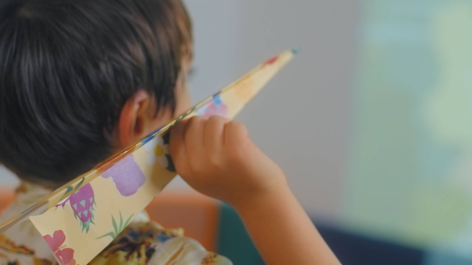 【キッズスペース】紙ヒコーキを飛ばして、沖縄の空を大冒険♪