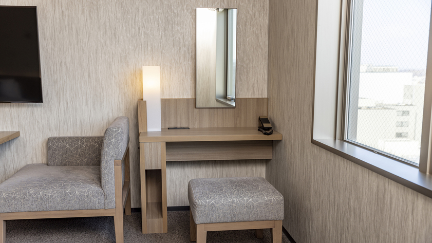 ドレッサー（デラックスツイン）