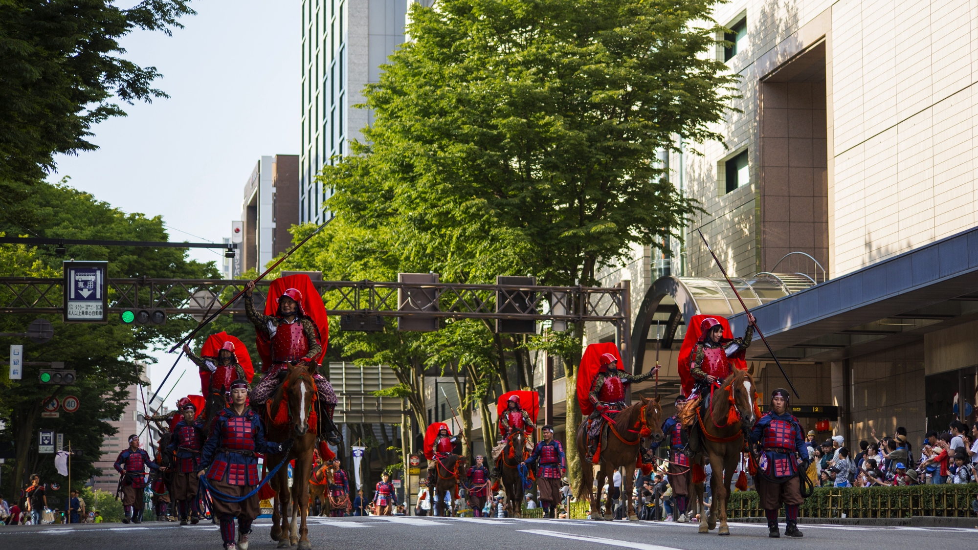 金沢百万石まつり・百万石行列（毎年6月開催）
